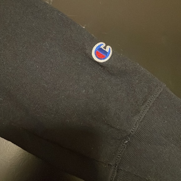 Men’s Champion Long-sleeve - Picture 2 of 5